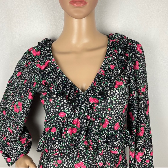 NEW TOPSHOP BLACK FLORAL PRINT MINI DRESS - Picture 3 of 8